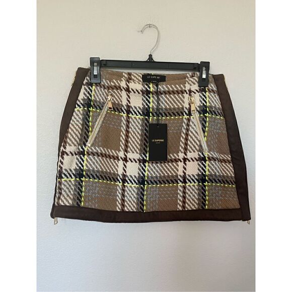 NWT -Le Superbe Quant Mini Skirt in London Brown Plaid - Picture 5 of 10